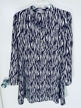 Black & White Zebra Print Mini Dress / Tunic Top by Sfera Basic, Size M